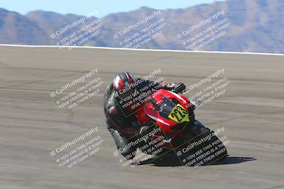 media/Oct-01-2023-SoCal Trackdays (Sun) [[4c570cc352]]/Bowl (1020am)/